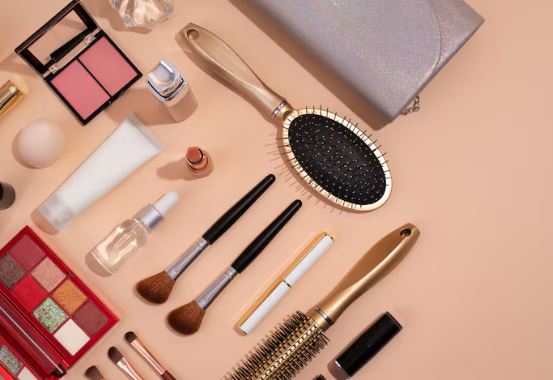 COSMETICS & GADGETS