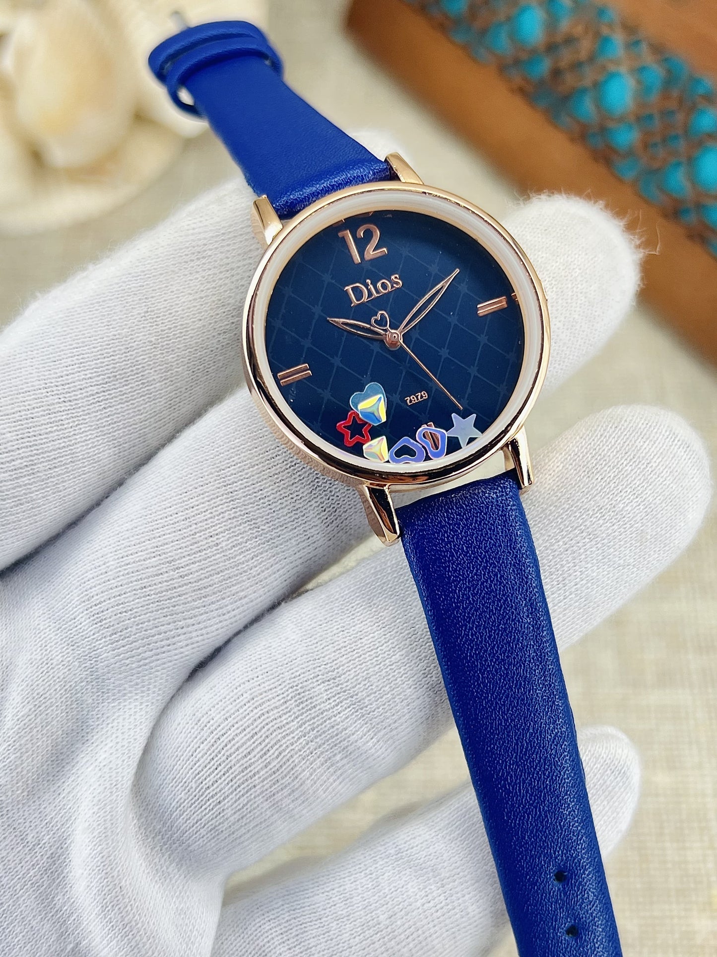 OIMG Disu Simple Design Fashion Luxury Star Lady Watch Bracelet Crystal Quartz Women'S Watch Dress Casual Watch