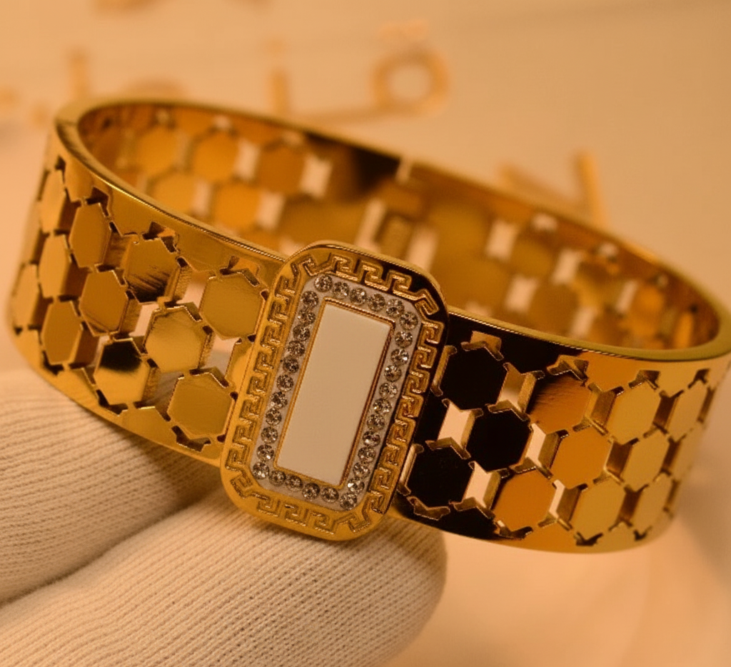 Branded Stainless Steel Bracelet – Premium Quality & Timeless Style