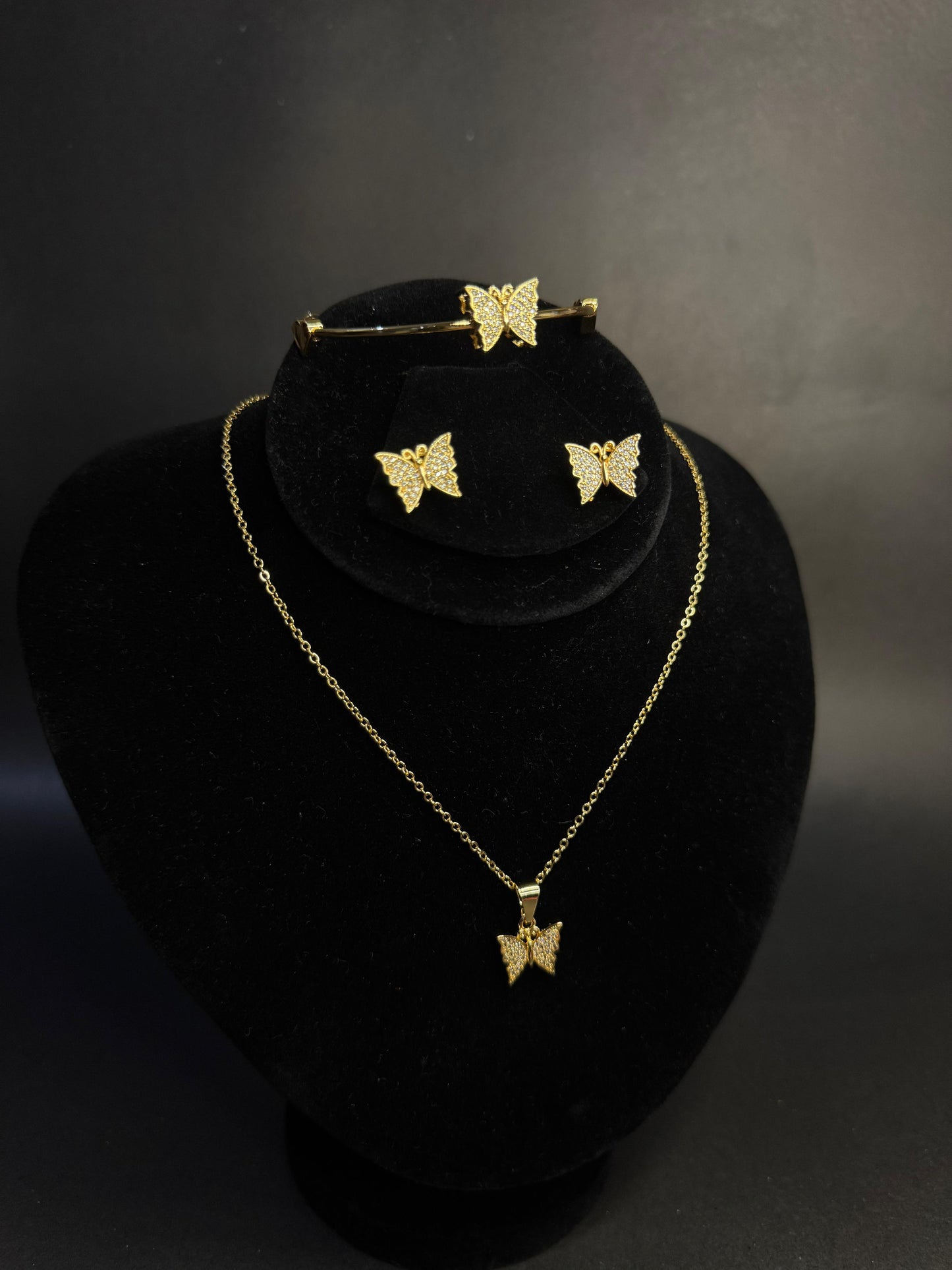 Luxury Pack Of 2 Jewelry Set for Women – Necklace, Bracelet & Earrings
